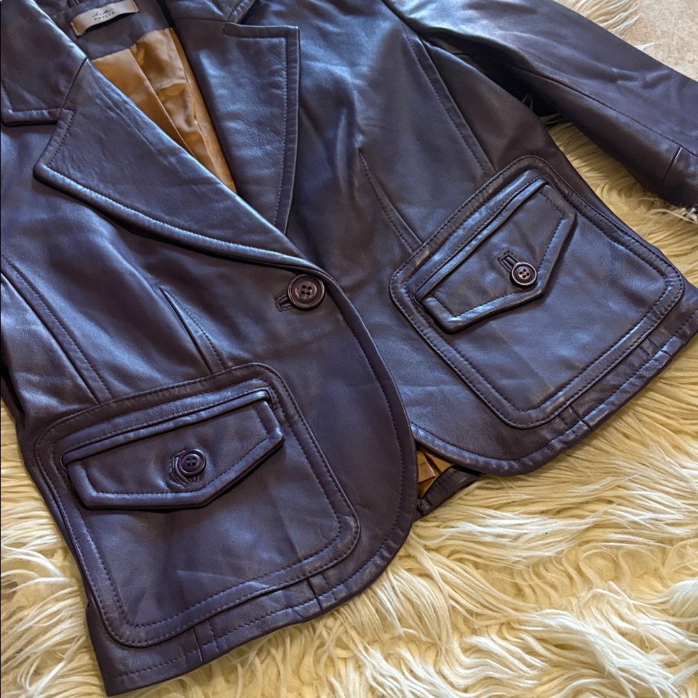 IE designed leather jacket - Picture 4 of 6